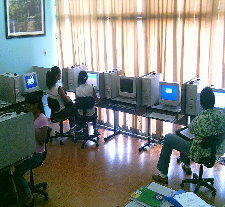 The American CyberCafé: Broadband Internet access and espresso in Manaus.